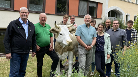 v.l.n.r: Hermann Greif,BBV Präsident Oberfranken; Reinhard Friedrich, stellv. Kreisobmann Forchheim; Aaron Beyer, ÖMR Fränkische Schweiz; Martin Gebhardt, BBV Landesfachausschuss Öko; Stefan Janssen, ÖMR Obermain-Jura; Annabelle Menzner und Hanna Fischer, ÖMR Coburg Stadt & Land; Georg Karl, ALE Oberfranken; Joachim Benda, BBV Agrarreferent; Patrick Nastvogel, ÖMR Bamberger Land