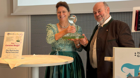 "Bairische Sprachwurzel" für Landesbäuerin Singer 