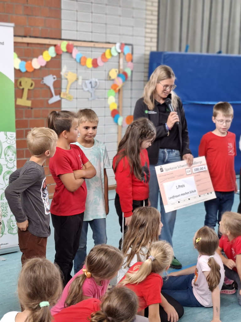 2025_07_30-Grundschule-Donnersdorf2b-Gewinner-Collagenwettbewerb