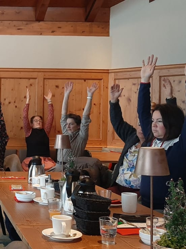 2025-12-15 GAP Hormone in Balance Stuhlyoga