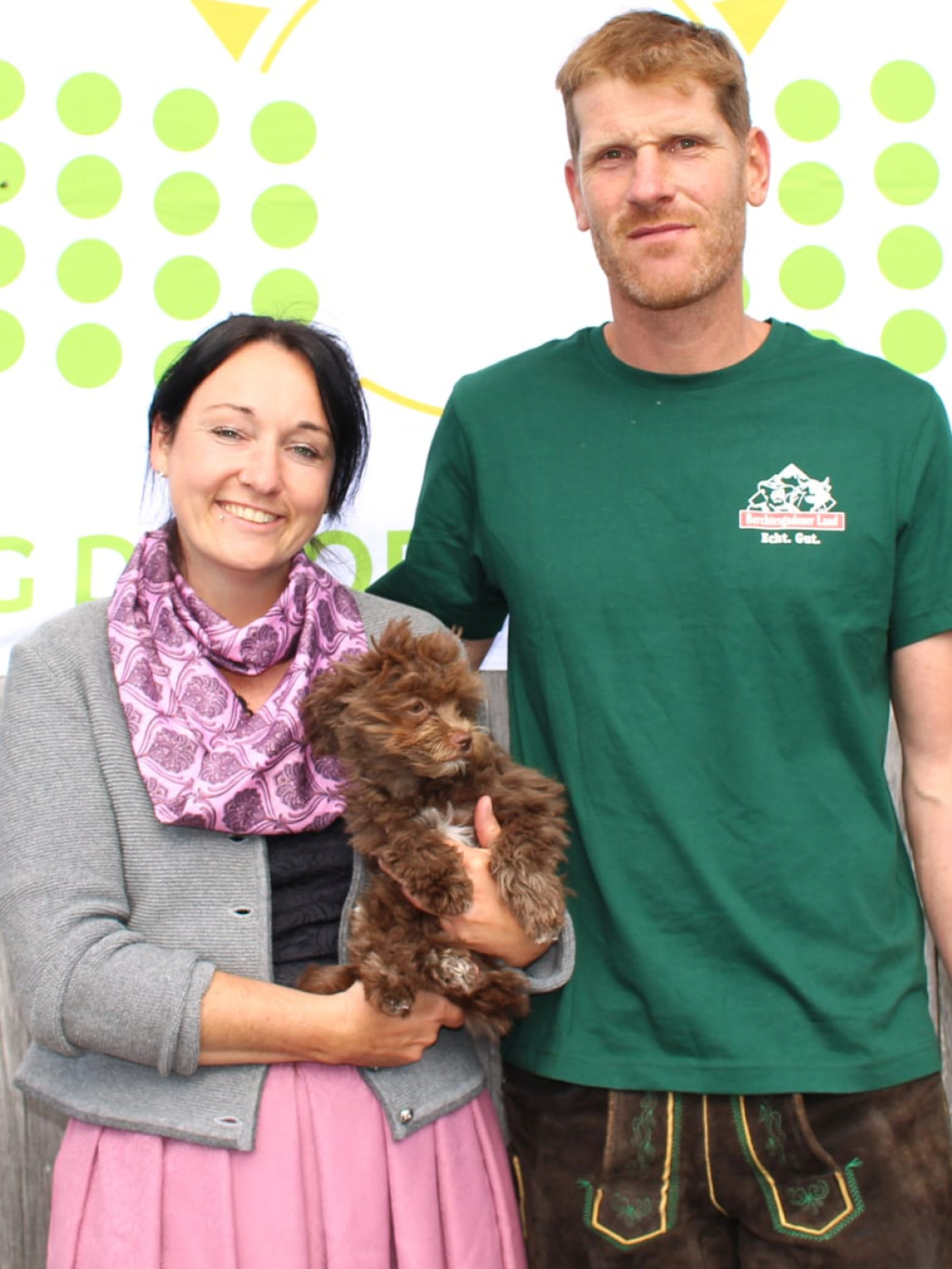 Carina und Hannes Hoiß am Tag des offenen Hofes 14.06.2026