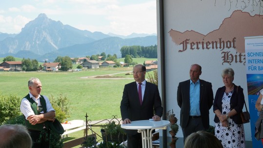 Gespräch über das Thema Breitbandausbau mit dem Minister Füracker