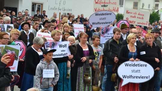 Kundgebung Wolf in Wertach-Bevölkerung