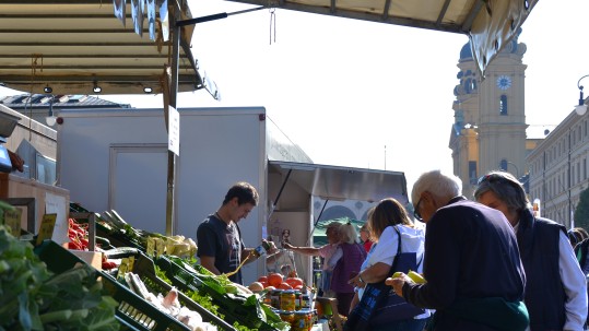 Gemüsestand auf der Bauernmarktmeile München