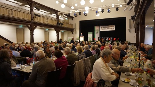Landsenioren Jubiläum Blick in die NeuStadtHalle