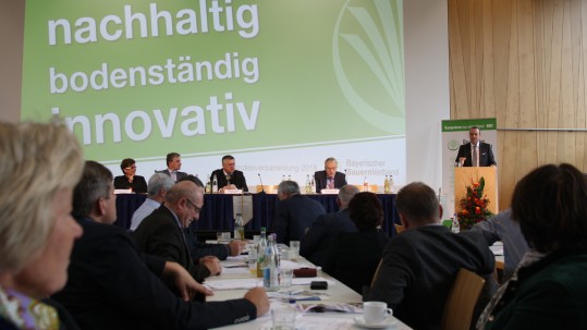 Manfred Weber ist zu Gast bei der Landesversammlung des Bayerischen Bauernverbandes in Herrsching.