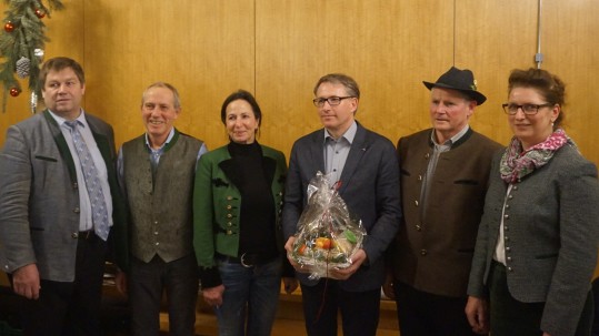 Referenten bei der Kundgebung gegen den Wolf Referenten bei der Kundgebung gegen den Wolf
