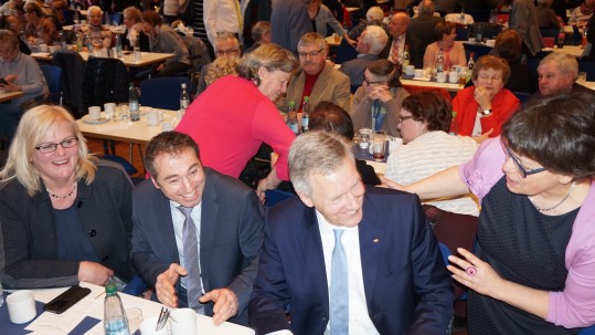 Landfrauentag 2019, Ehrenamtliche mit Christian Wulff 2019-02-13-Landfrauentag NEA-BW-Ehrenamt und Christian Wulff