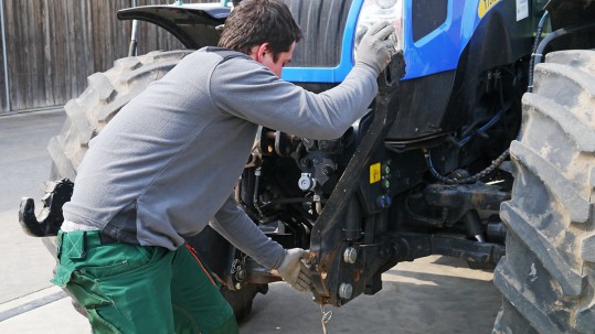 Traktor beim Landesentscheid des Berufswettbewerbs