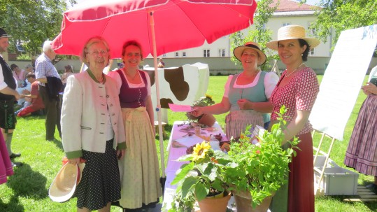 Öffentlichkeistsarbeit mit Bäuerinnen aus dem LK Miesbach