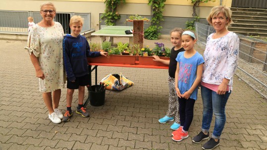 Bayern blüht auf in der Martinschule in Forchheim