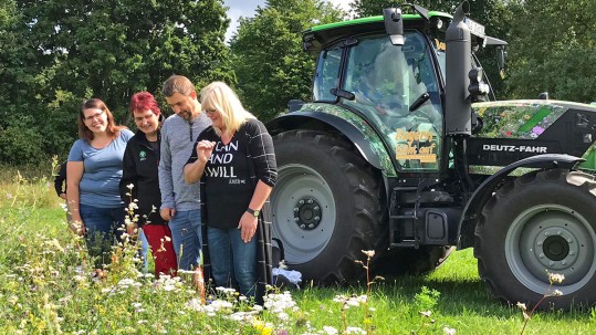 Die BBV-Schleppertour machte auch im Landkreis Ansbach halt