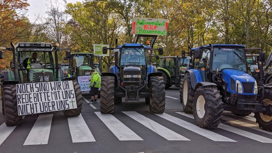Traktoren-Demo in Würzburg