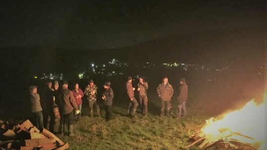 Mahnfeuer mit Landwirten