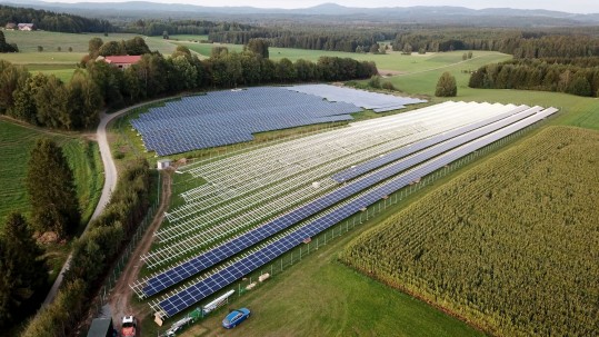 PV Freiflächenanlage Aufbau