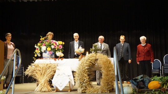 Erntedankfeier mit Ehrengästen in Kronach Abschlussfoto Kronacher Kreiserntedankfest