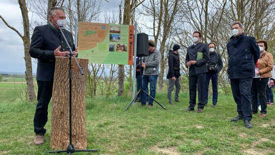 Bauernpräsident Heidl und Ministerpräsident Söder bei der Vorstellung von Konzept "Klimaschutz durch Moorbodenschutz am Beispiel des Bayerischen Donaumooses