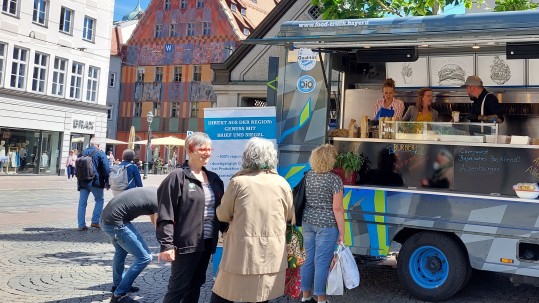 Foodtruck3 Kreisbäuerin Andrea Mayr im Gespräch