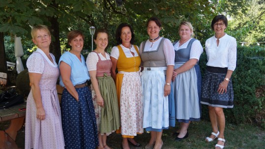 Kreisvorstandschaft der Damen in Rosenheim