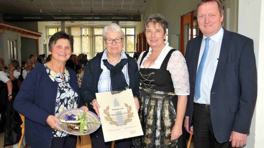 Ehrung Hedwig Loos