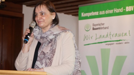 2023-02-23-Beate Stadler-Weikl, Landfrauentag Hemau