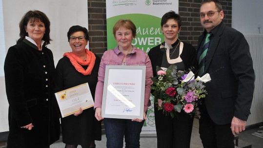 Ernennung Christine Medick zur Ehrenkreisbäuerin
