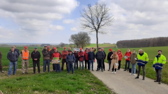 Teilnehmergruppe Pressegespräch Teilnehmergruppe Pressegespräch