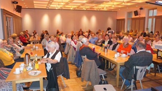 Aktivseniorinnen und -senioren