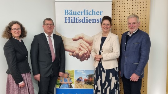 Vorstand Bäuerlicher Hilfsdienst Vorstand Bäuerlicher Hilfsdienst