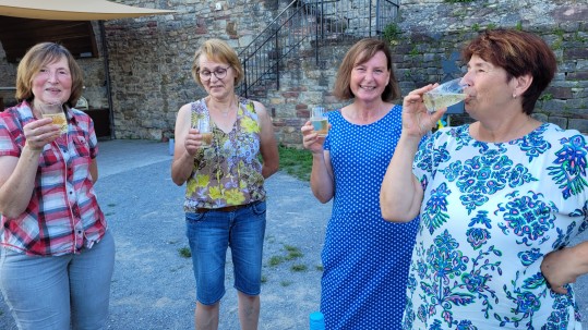 Nach einem schönen und anstrengenden Festtag 75 Jahre Landfrauen-Jubiläum auf der Trimburg