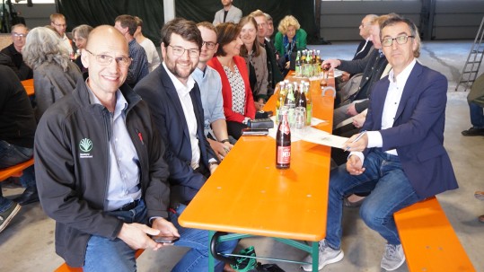 Czem Özdemir beim Austausch in Schwandorf Austausch mit Czem Özdemir
