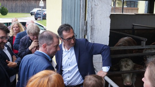 Besuch von Czem Özdemir Czem Özdemir in Schwandorf