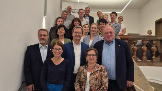 BBV-Landesfachausschuss Nebenerwerbslandwirtschaft und Diversifizierung BBV-Landesfachausschuss Nebenerwerbslandwirtschaft und Diversifizierung mit Walter Nussel
