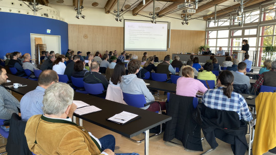 Mitgliederversammlung zum Thema Bauen im Außenbereich