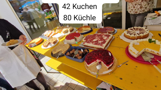 Kuchenbüffett Eröffnung "Bernatura"