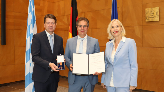 Bundesverdienstkreuz für Matthias Klöffel Bundesverdienstkreuz für Matthias Klöffel