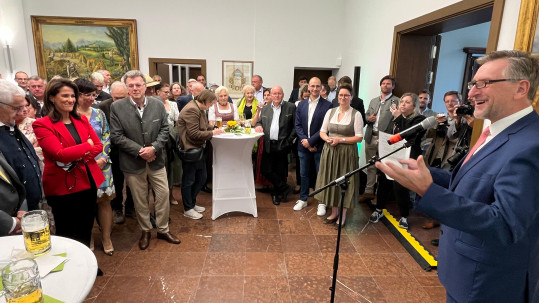 Präsident Günther Felßner beim politisches Hoffest 2025