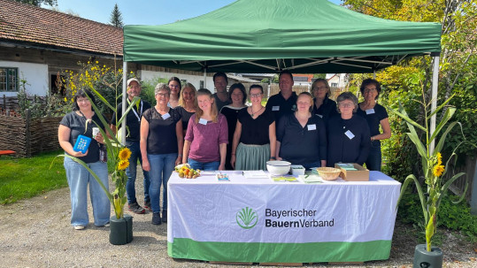 Kreisvorstandschaft Erding mit Helfer