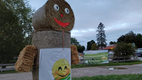 Strohballenmännchen