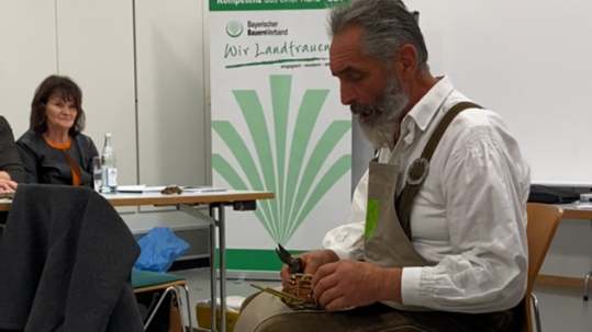 Heinrich Geßlein als singender Korbflechter