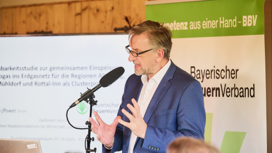 260424_uebergabe_machbarkeitsstudie Günther Felßner