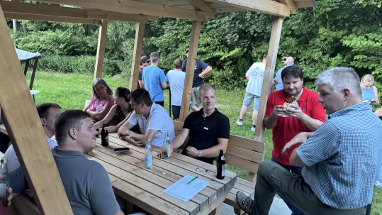 Grillabend mit jungen Leuten
