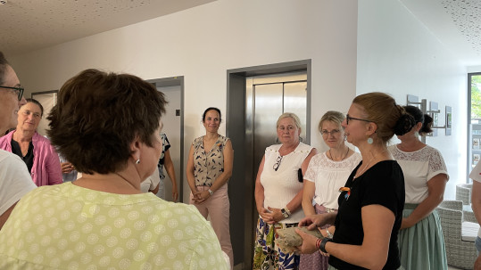 2026-07-03 Sommerarbeitstagung Grub Führung Labore Dank